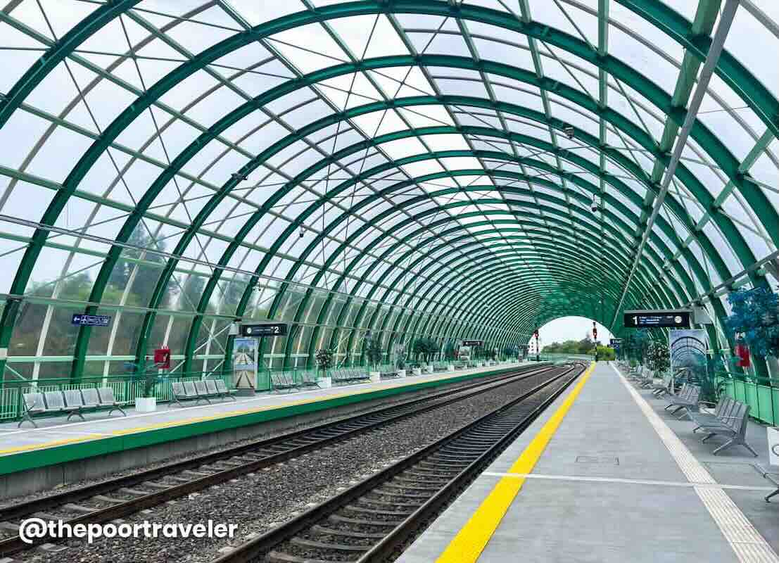Aeroport Henri Coandă T1 Train Station 2
