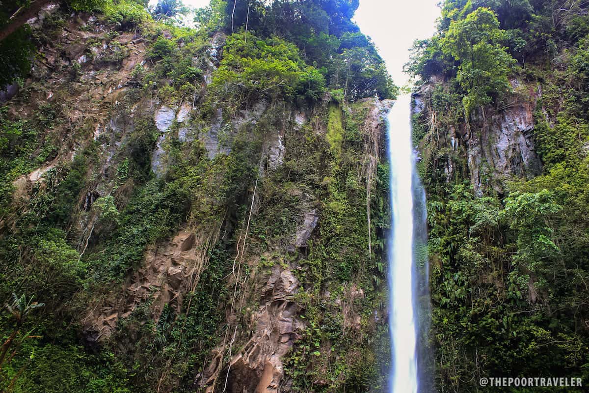 katibawasan falls camiguin